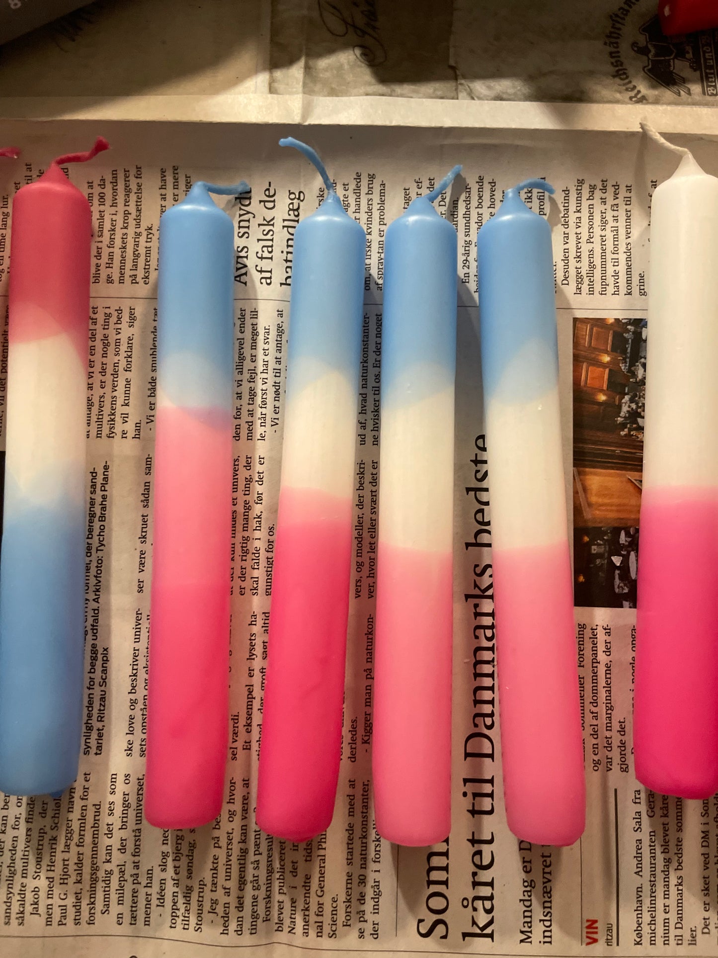 Doppelt gedippte Kerze Blau/Pink